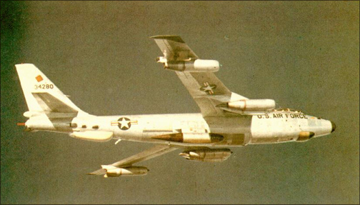Photo of an RB-47 airplane.